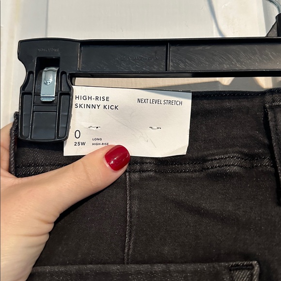 NWT American Eagle high rise skinny kick black jeans size 0 LONG - Picture 6 of 6